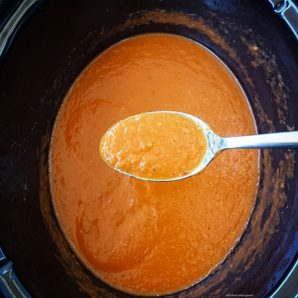 slow cooker roasted tomato soup
