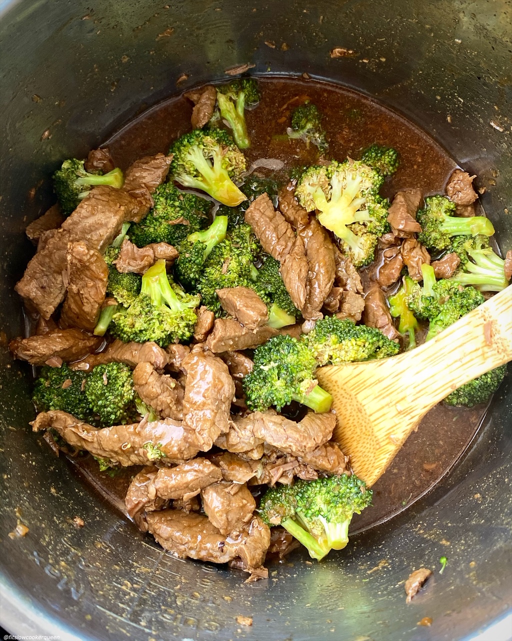 close up of cooked beef & broccoli in the pressure cooker 