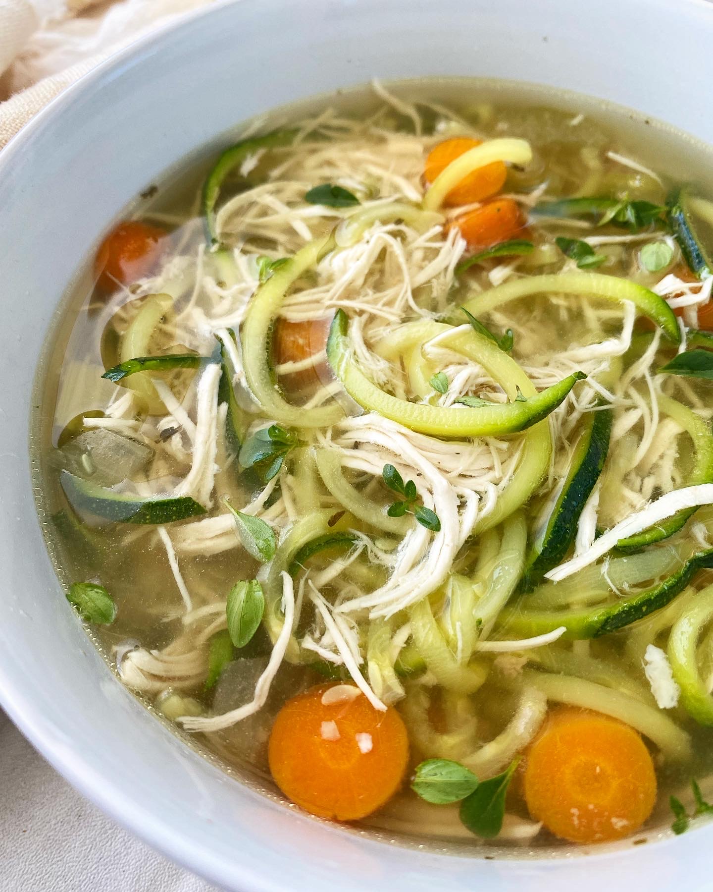 slow cooker chicken zoodle soup (2) Fit Slow Cooker Queen