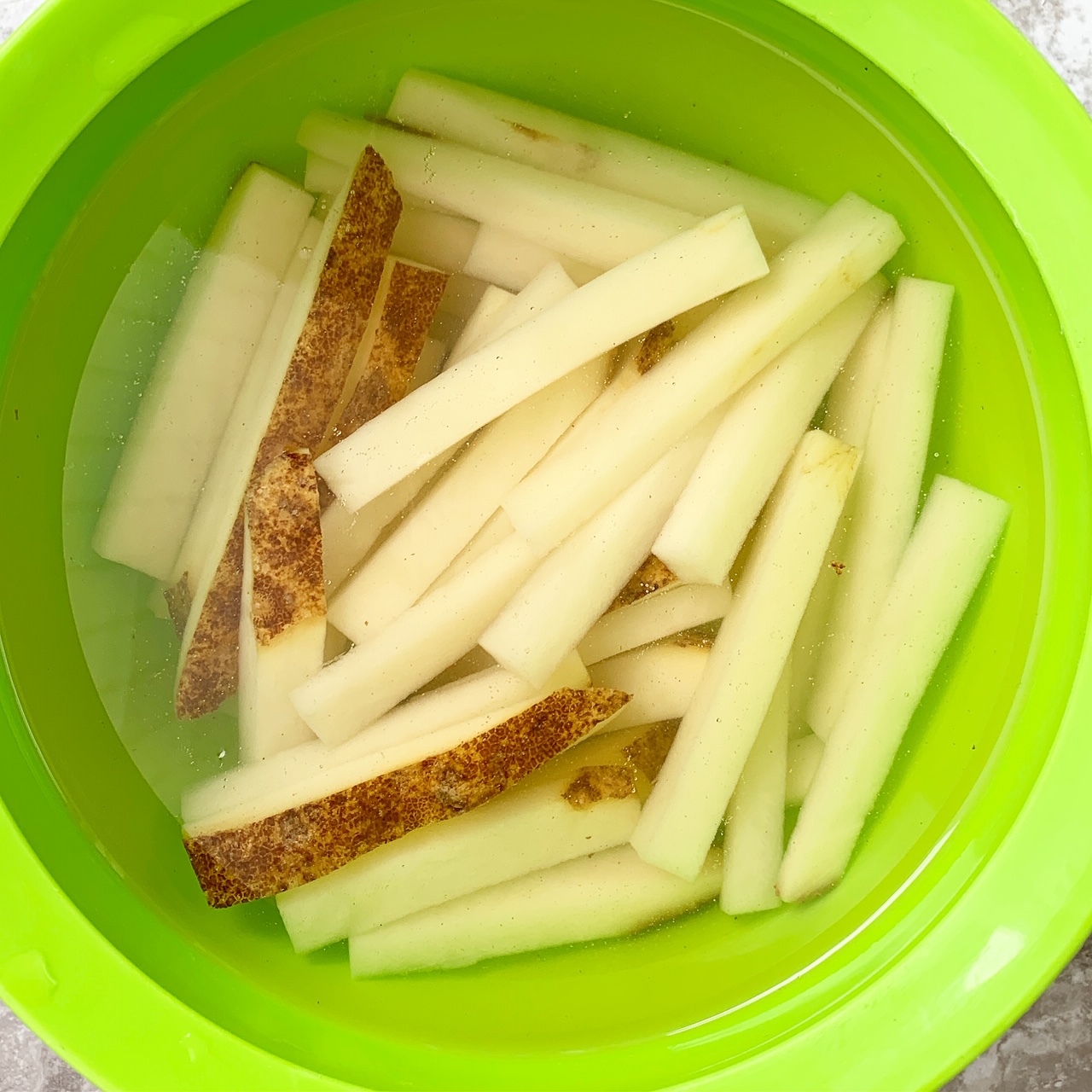 Lomo saltado is Peruvian dish that combines beef stir-fry, french fries and rice. Make this paleo/whole30 version in your slow cooker or Instant Pot.