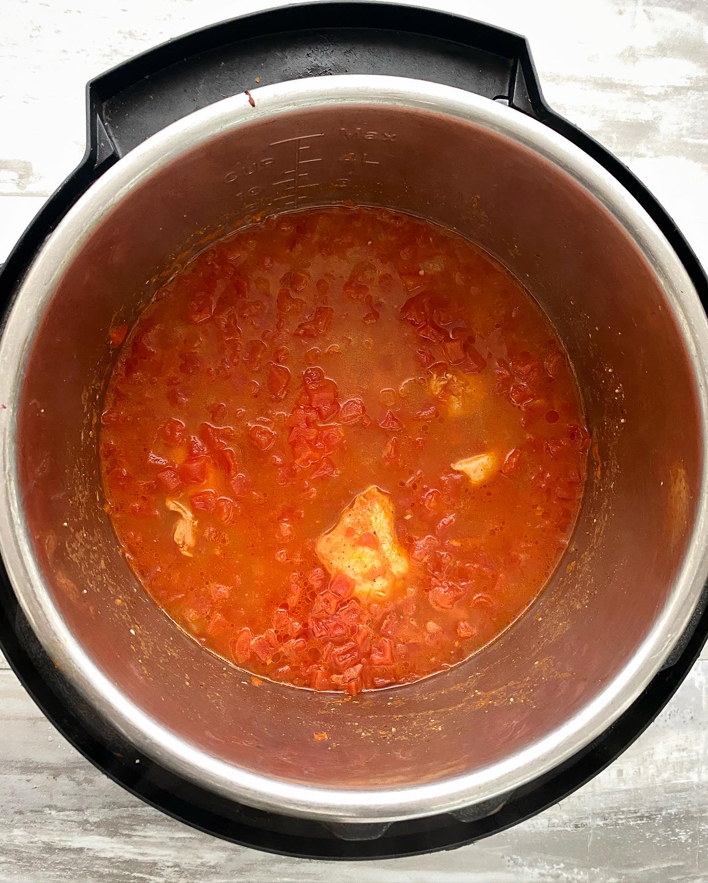 cooked tomatoes with chicken in the instant pot